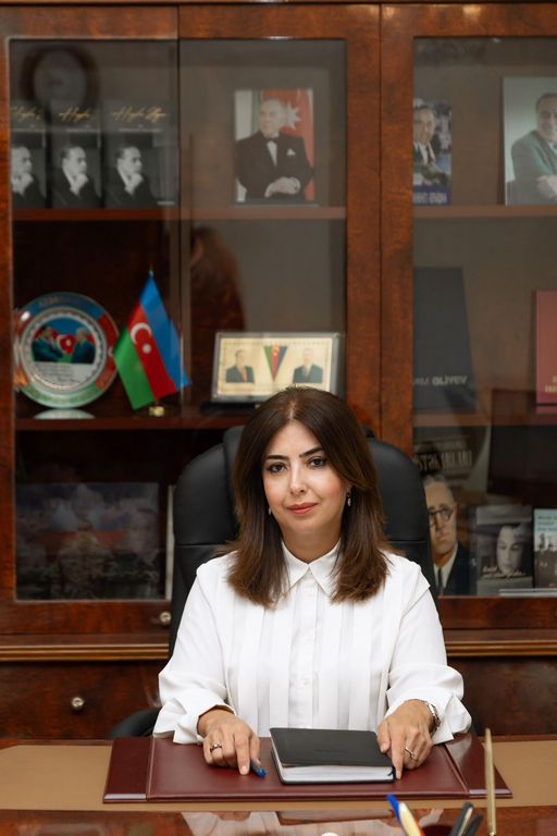 Amalya Sezgin Mahal qızı 