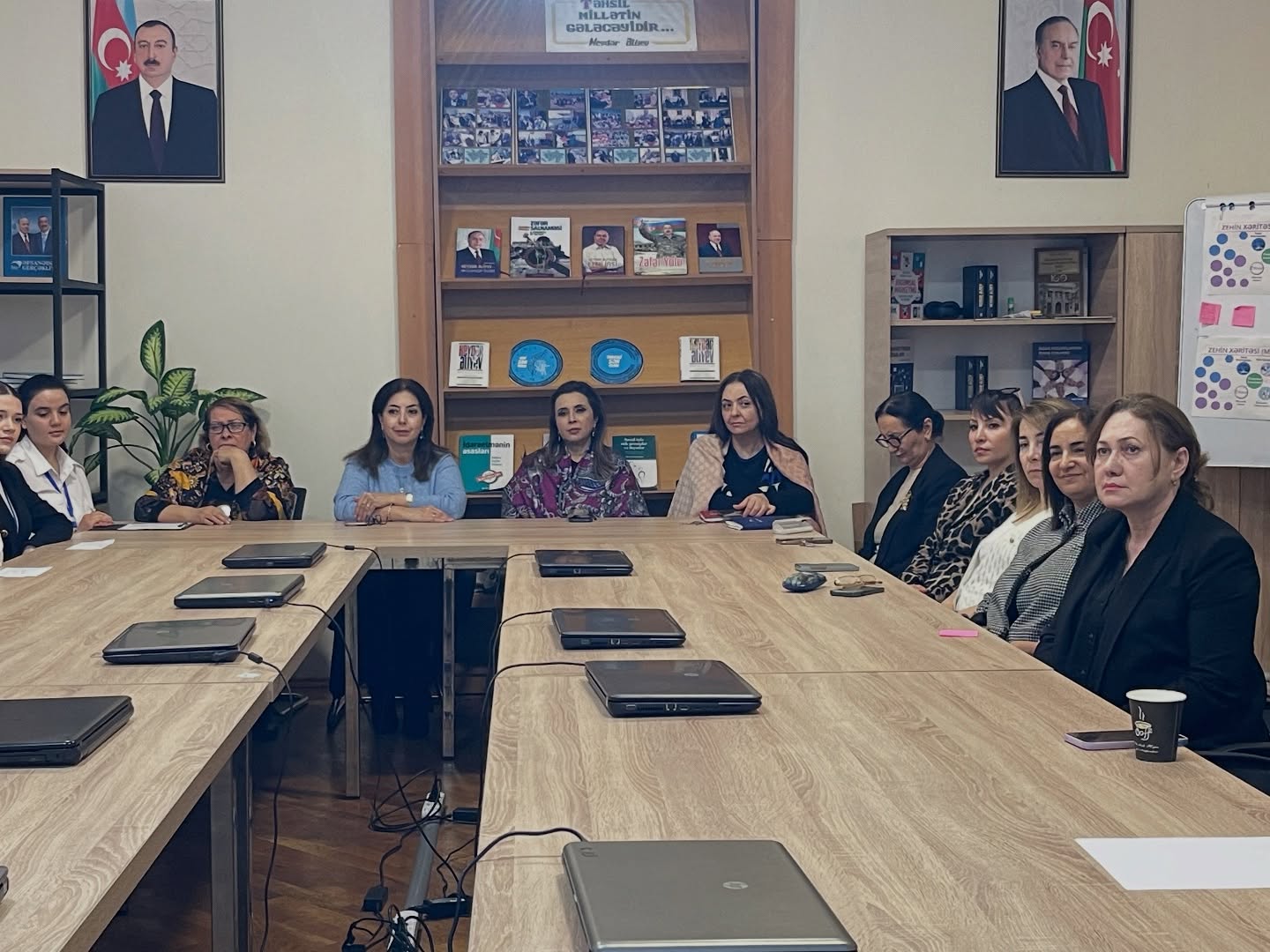 Klassik rus ədəbiyyatına həsr olunmuş dəyirmi masa keçirilib