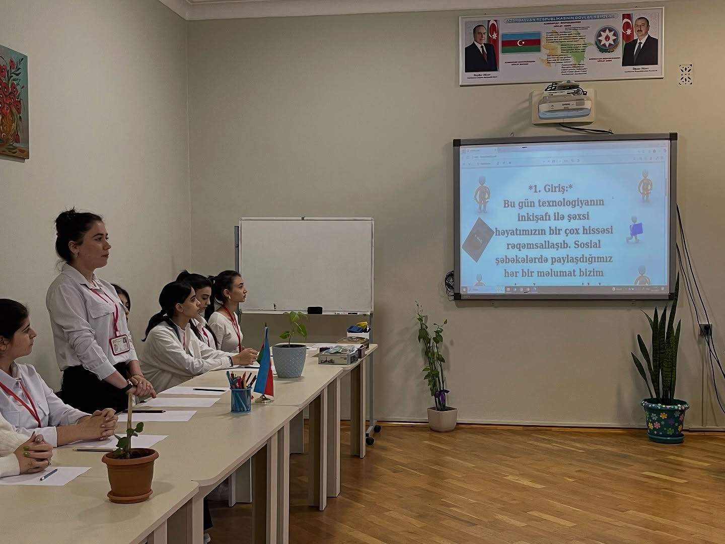 “Rəqəmsal mühitdə uşaqların hüquqları və təhlükəsizliyi” mövzusunda dəyirmi masa keçirilib